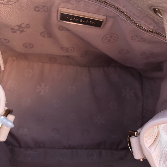 NWT Tory Burch Thea bucket bag - Picture 3 of 8